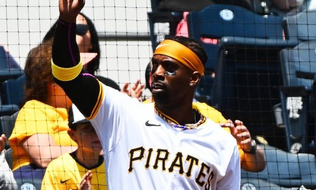 Andrew McCutchen Moves Into 3rd Place On The Franchise All-Time Home Run List In A Pirates Win